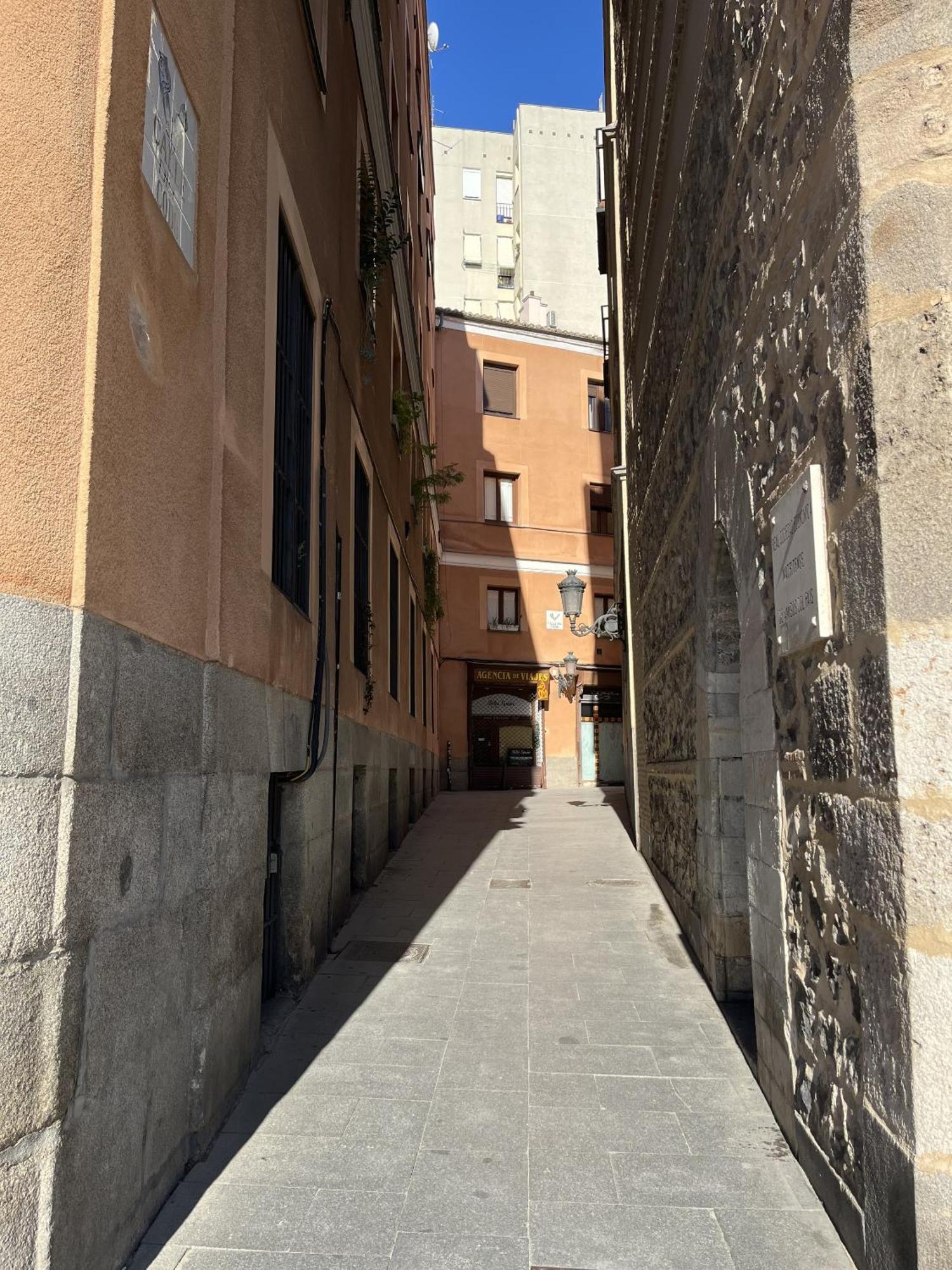 Dplace To Be - Exclusive Apartments In Historic Center Madrid Exterior photo