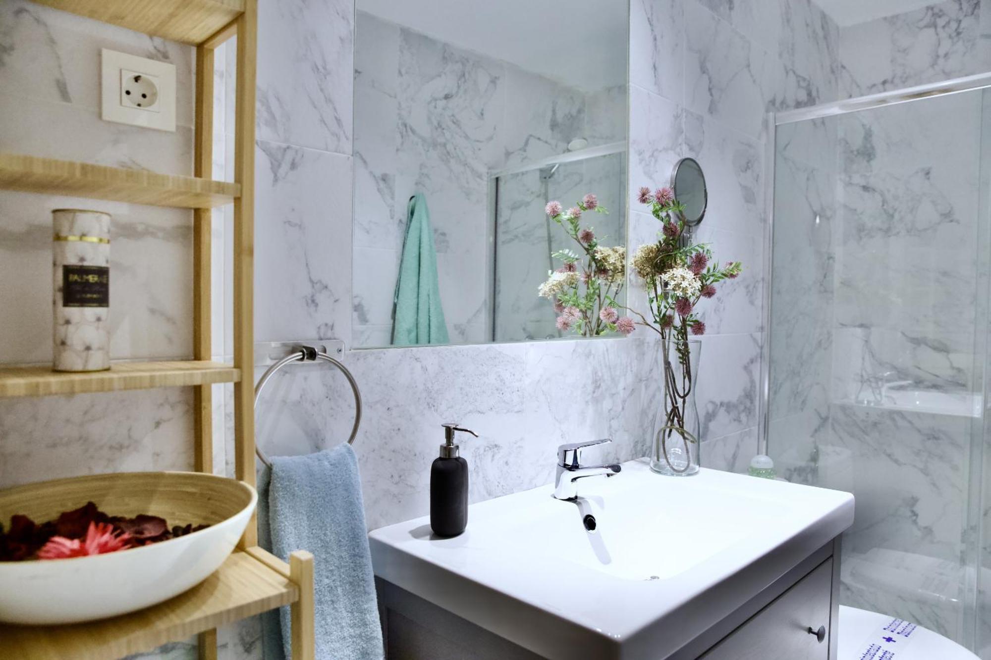Dplace To Be - Exclusive Apartments In Historic Center Madrid Room photo