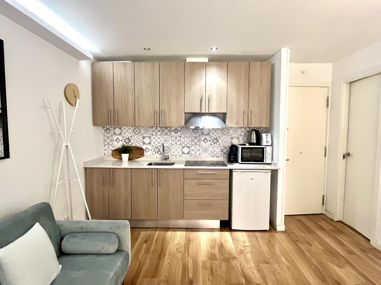 Dplace To Be - Exclusive Apartments In Historic Center Madrid Room photo