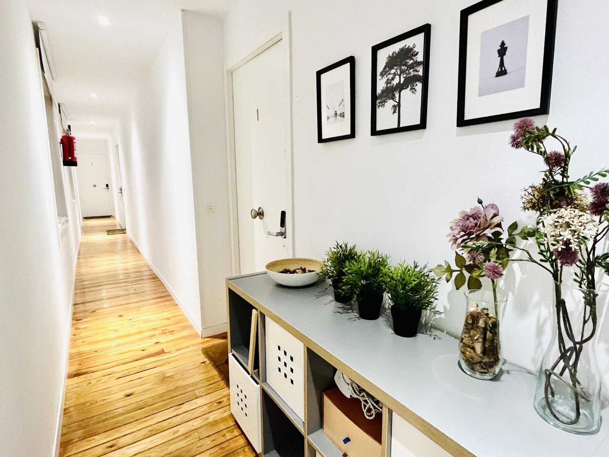 Dplace To Be - Exclusive Apartments In Historic Center Madrid Room photo