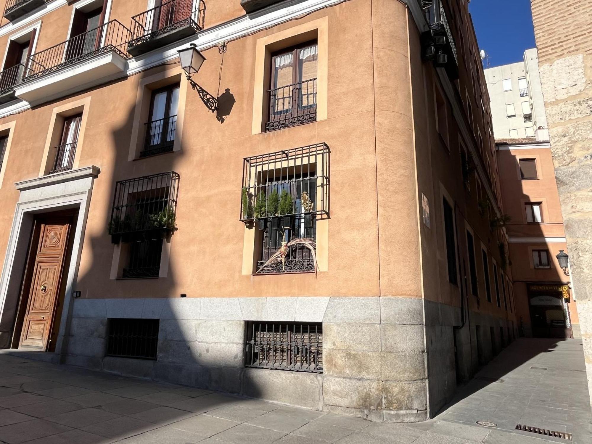 Dplace To Be - Exclusive Apartments In Historic Center Madrid Exterior photo