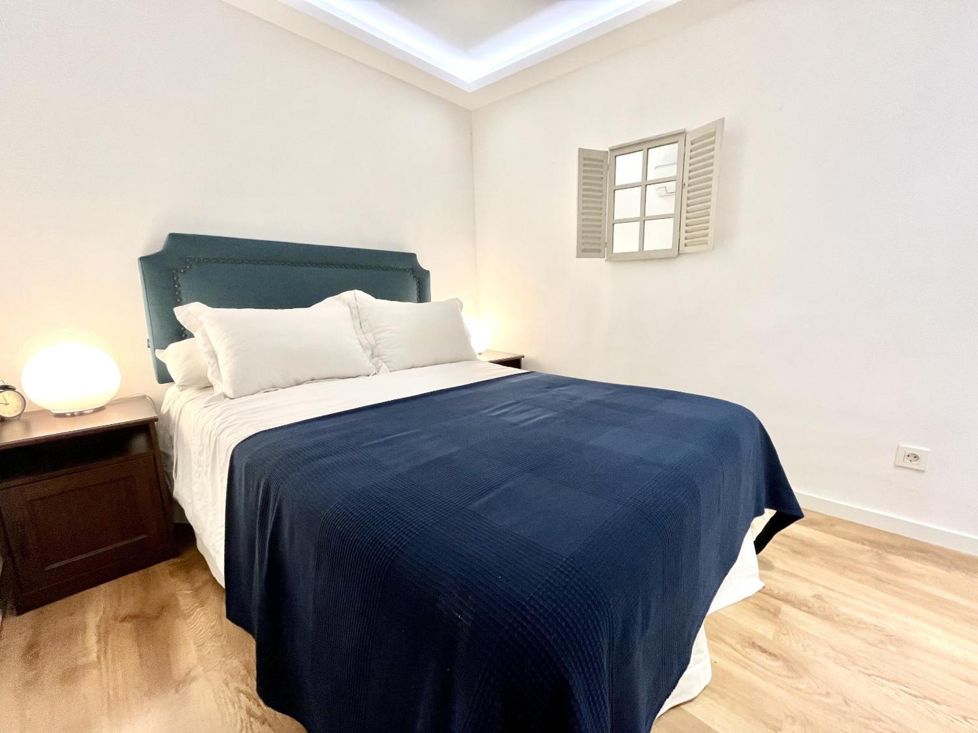 Dplace To Be - Exclusive Apartments In Historic Center Madrid Room photo